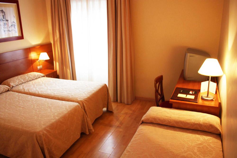 Hotel Palacios Алфаро Екстериор снимка