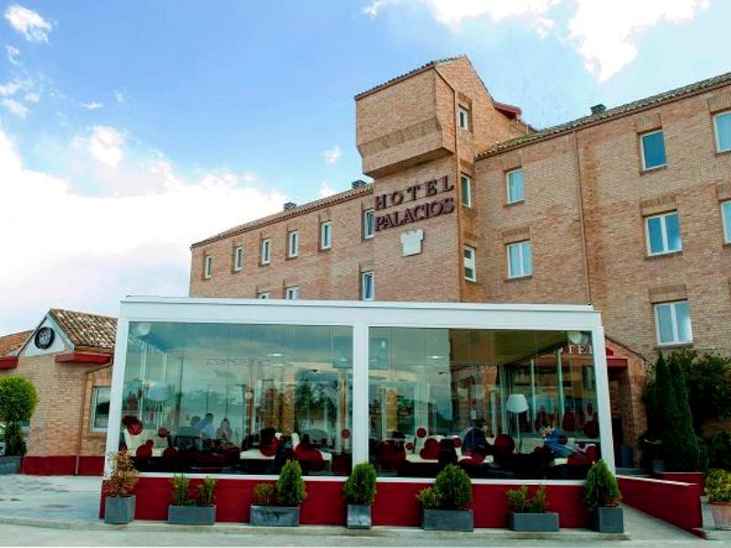 Hotel Palacios Алфаро Екстериор снимка
