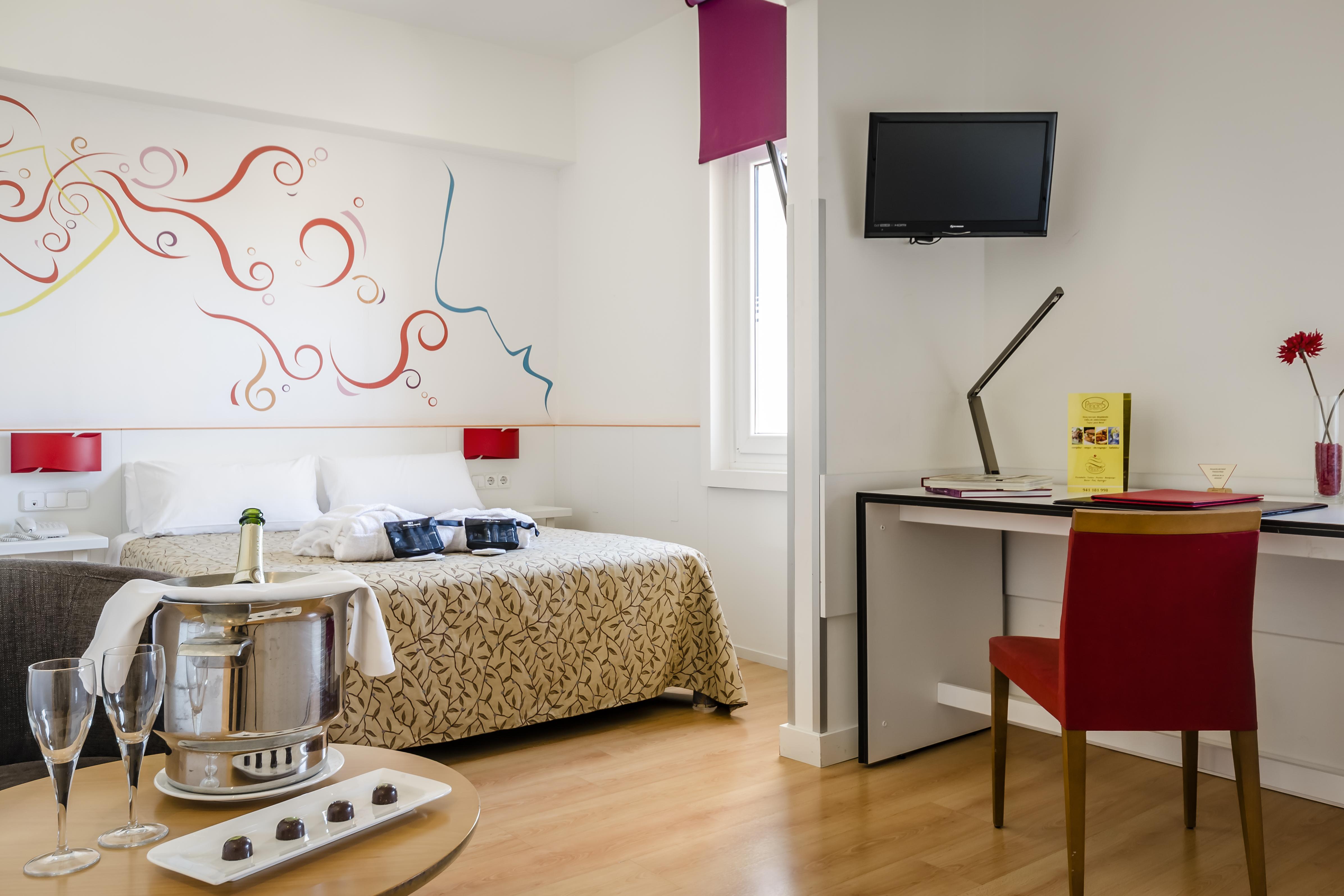 Hotel Palacios Алфаро Екстериор снимка