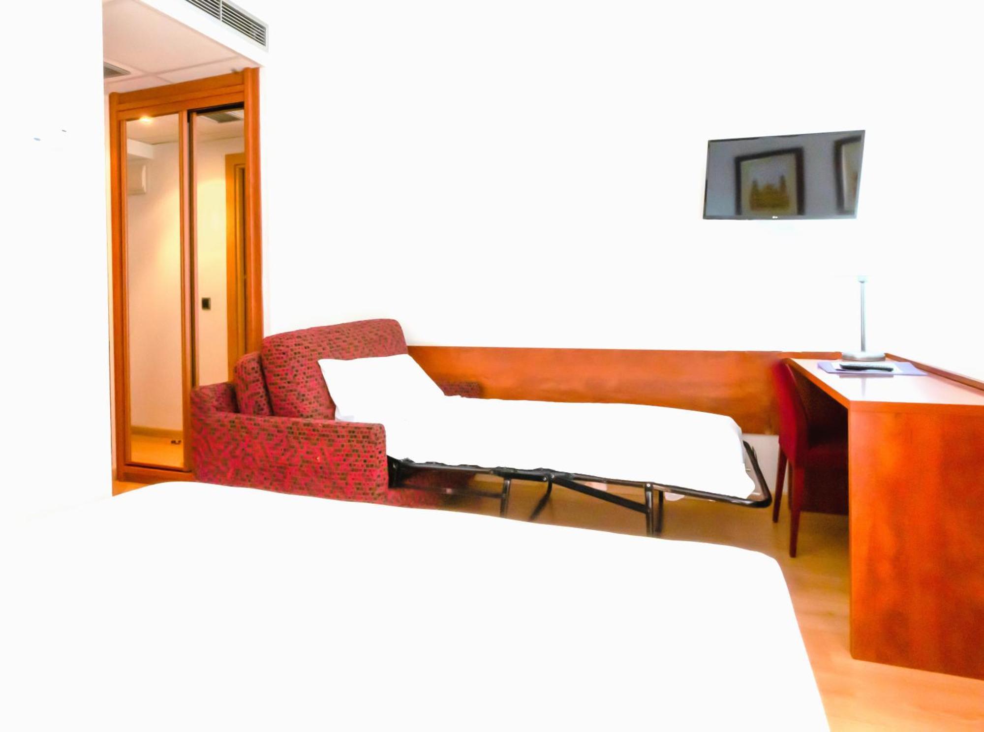 Hotel Palacios Алфаро Екстериор снимка