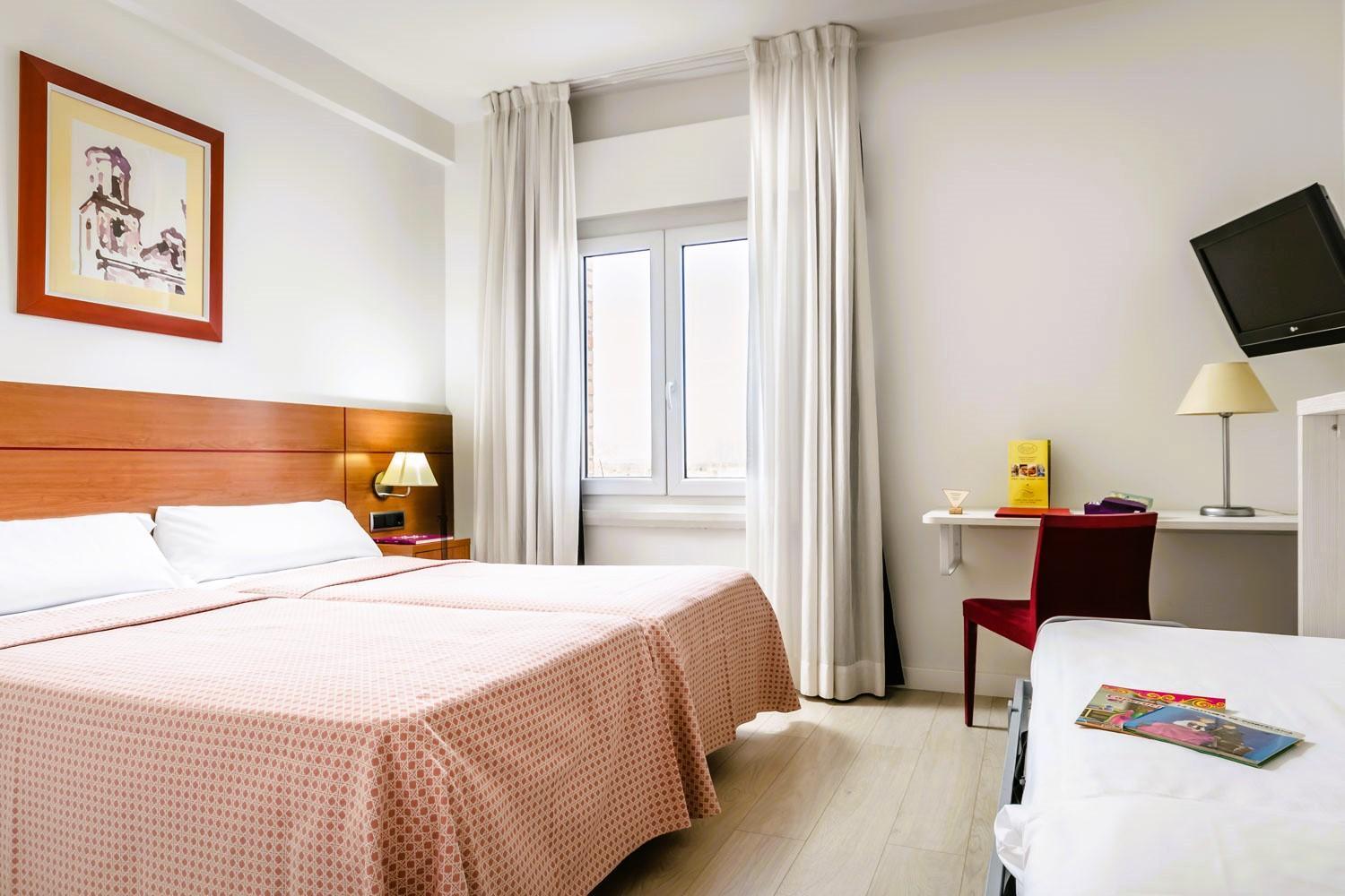 Hotel Palacios Алфаро Екстериор снимка