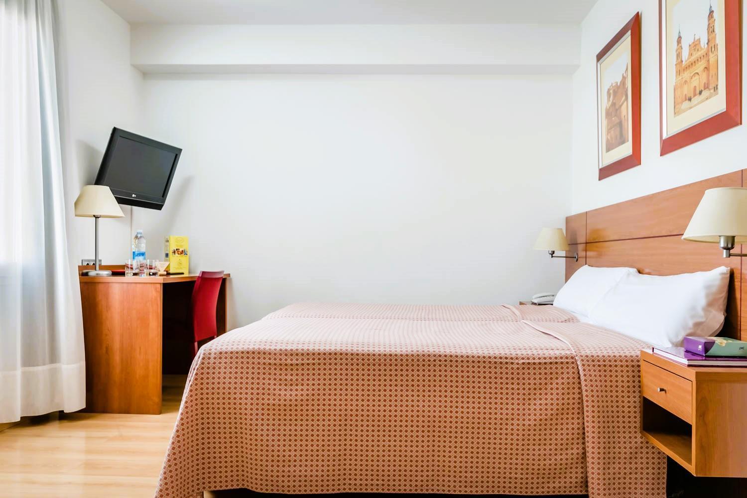 Hotel Palacios Алфаро Екстериор снимка