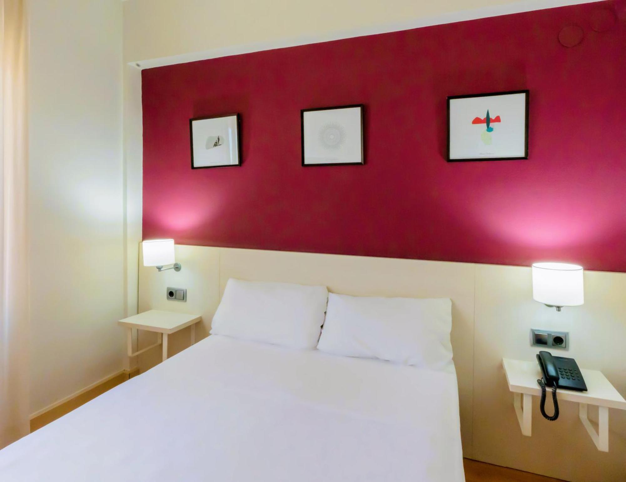 Hotel Palacios Алфаро Екстериор снимка