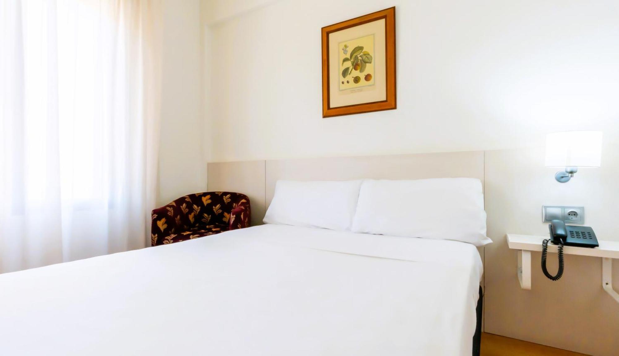 Hotel Palacios Алфаро Екстериор снимка